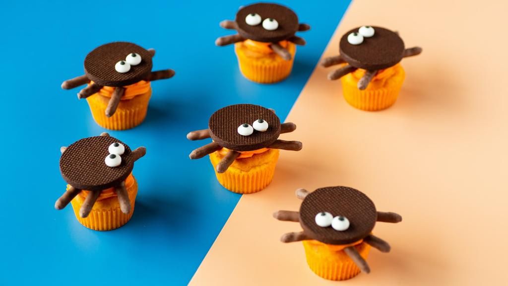 Spider cupcales for Holloween