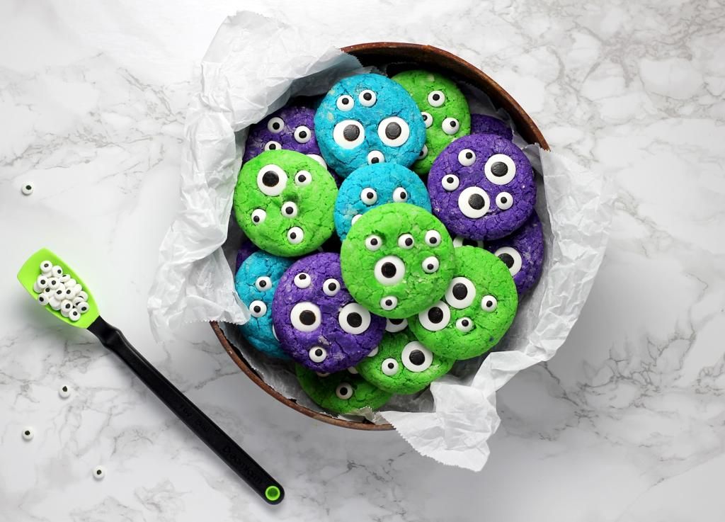 colorful cakes ideas for halloween