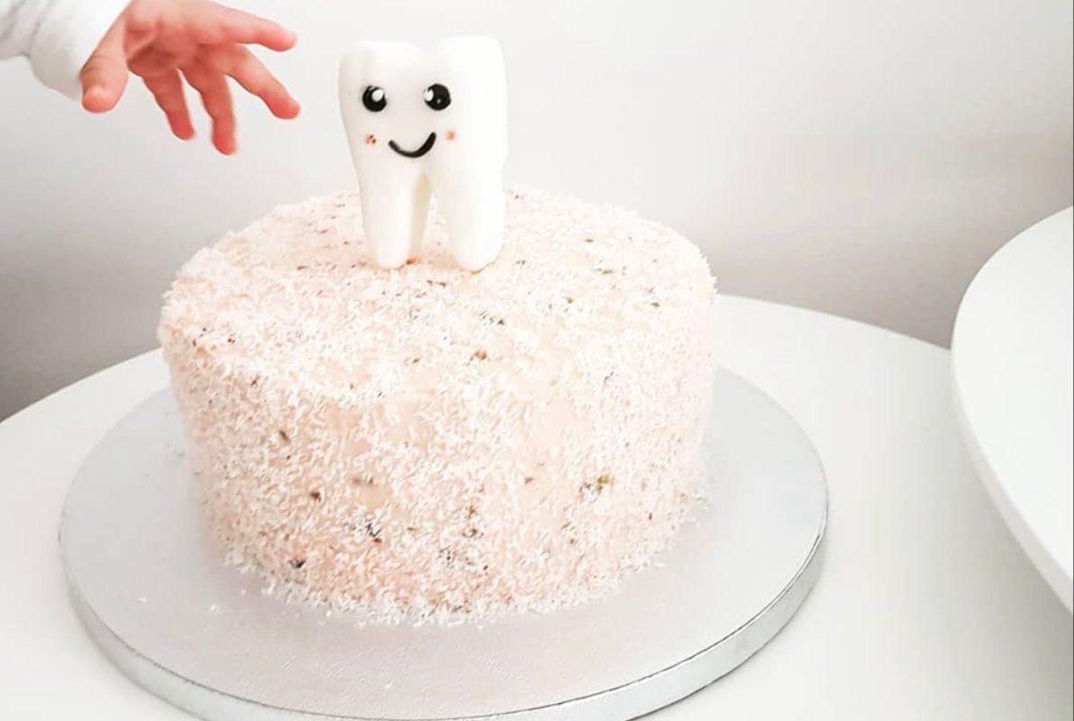 Baby's First Tooth -10 cake ideas